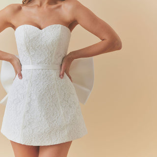 Charlotte Mills Oversize Satin Bow Bridal Belt