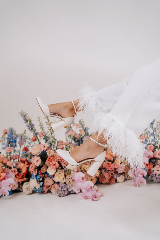UP TO 50% OFF SALE - SHOES & DRESSES