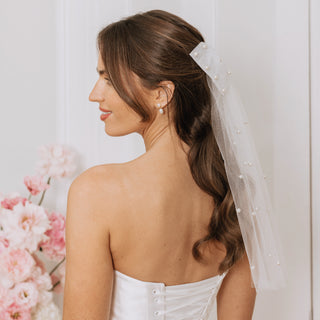 Charlotte Mills Pearl Trim Bow Veil