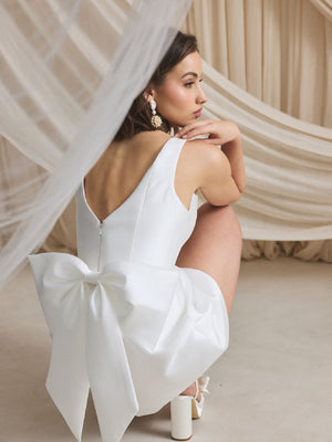CHARLOTTE MILLS DAISY - Ivory Square Neck Bow Back Bridal Mini Dress