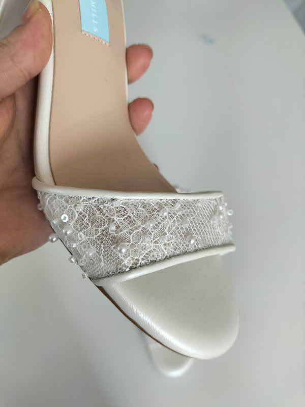 SS2636 - One-off sample