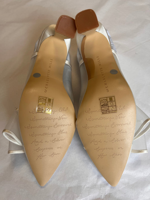 Olivia UK3 - Preloved AF49
