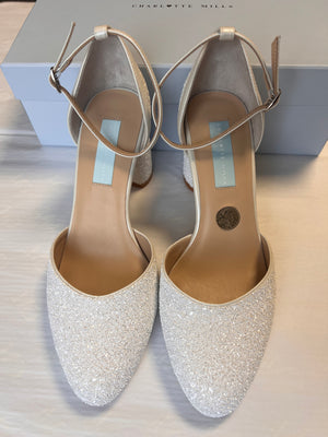 Jazzy Pearl Wide Fit UK6 - Outlet 22