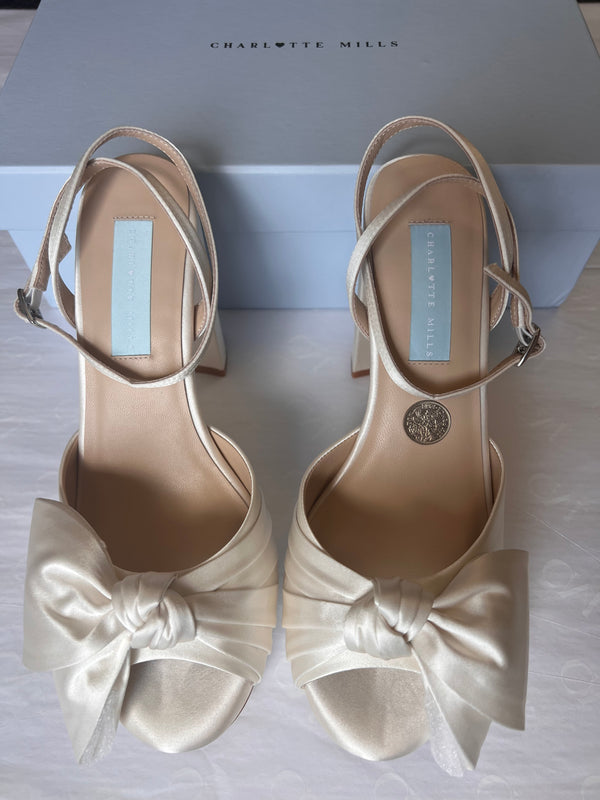 Octavia Ivory UK4 - Outlet 27