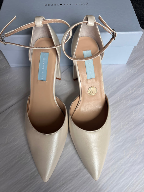 London Pearl uk6 - Outlet 43