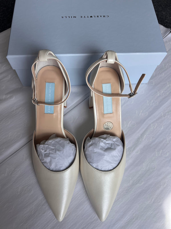 London Pearl UK6 - Outlet 44