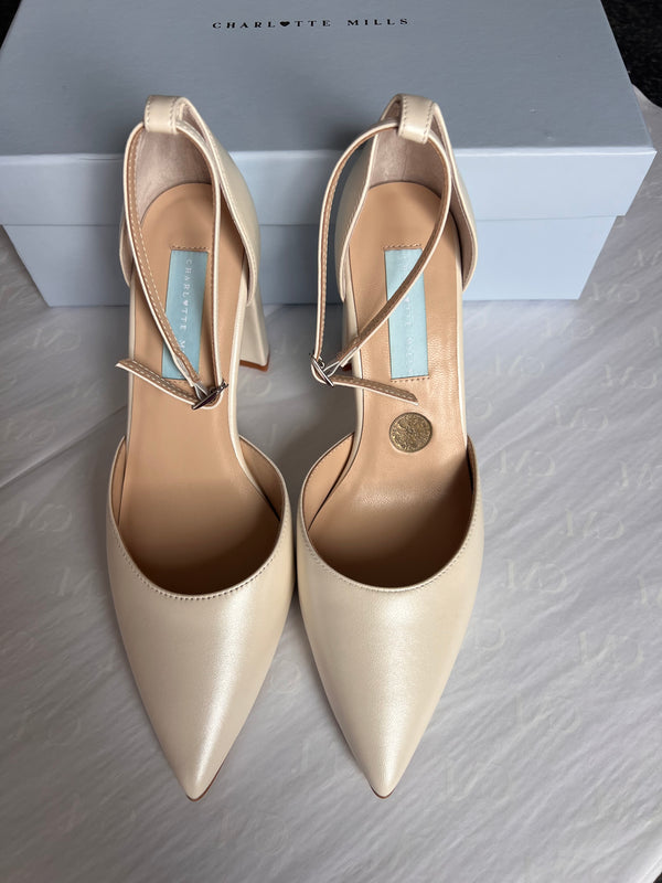 London Pearl UK4 - Outlet 47