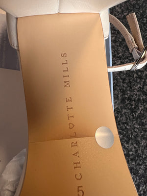 Katie Pearl Wide Fit UK5 - Outlet 71