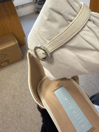 Juniper - Preloved -G9