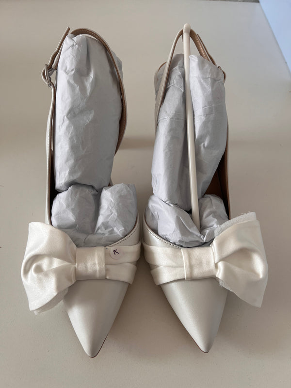 Mia Pearl UK5 - Preloved AF01