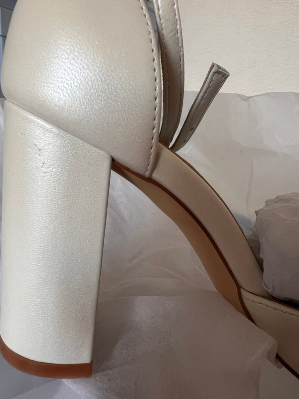 London Pearl UK2 - Preloved AF17