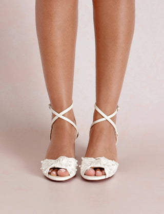 knot-vamp-pearl-embellished-mid-heel-wedding-shoe