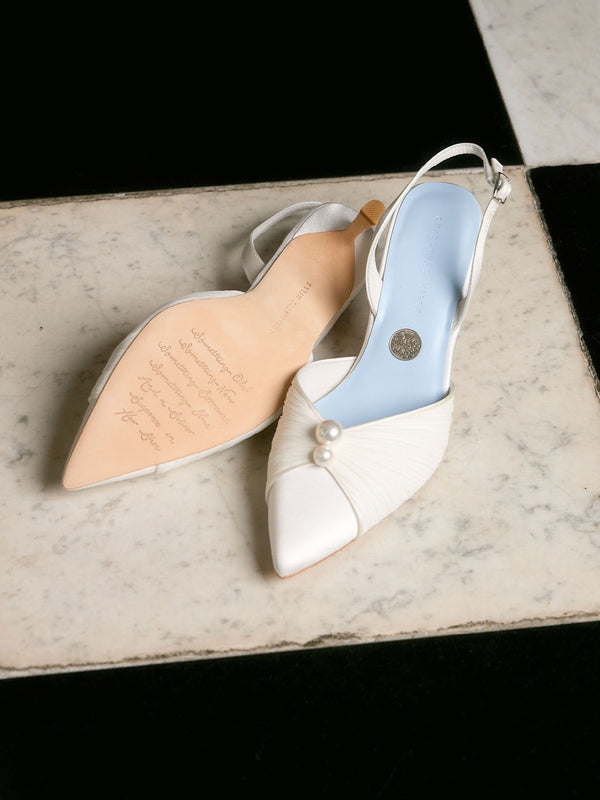 Poppy Pleat & Pearl Detail Point