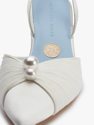 Poppy Pleat & Pearl Detail Point