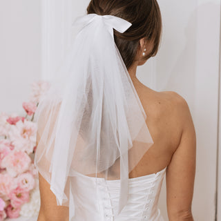 Charlotte Mills Ivory Ribbon Bow Veil